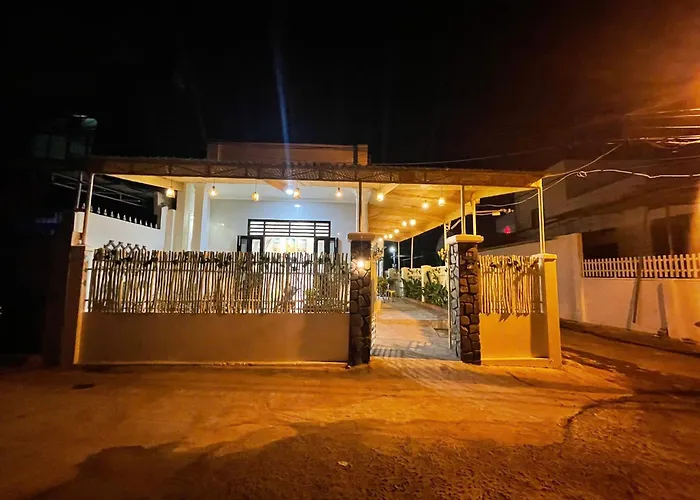 Little Nest - Cozy House, 2 Bedrooms, Near With Garden In * Phan Thiết